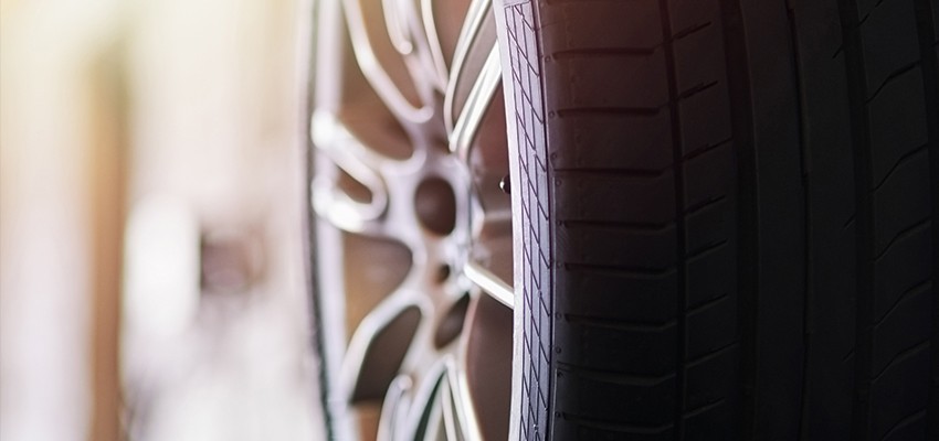 Car-Tire-Close-Up